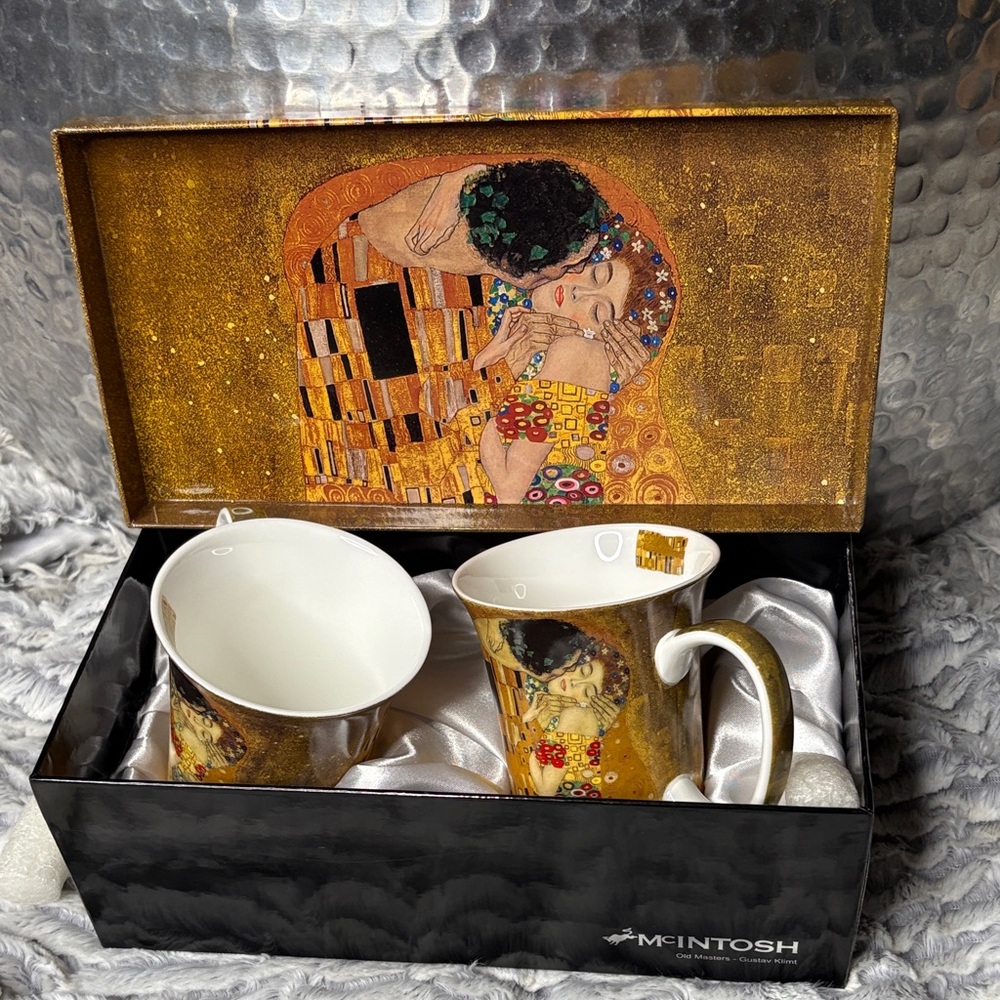 🆕 NEW in BOX Gustav Klimt The Kiss Art Gold Porcelain Coffee Tea 2 Cup Mug Set